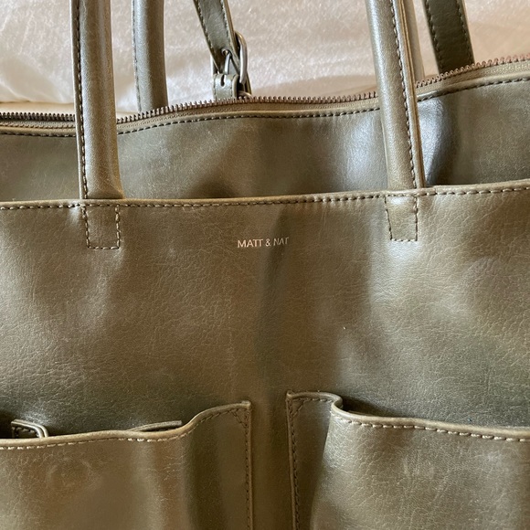 Matt and Nat Vegan diaper bag - Picture 3 of 11